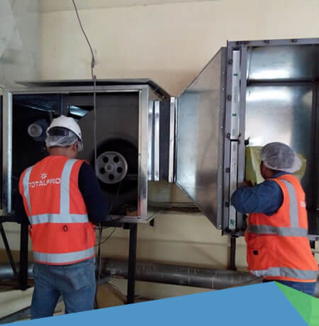 Sistema ventilación de salas de proceso planta industrial